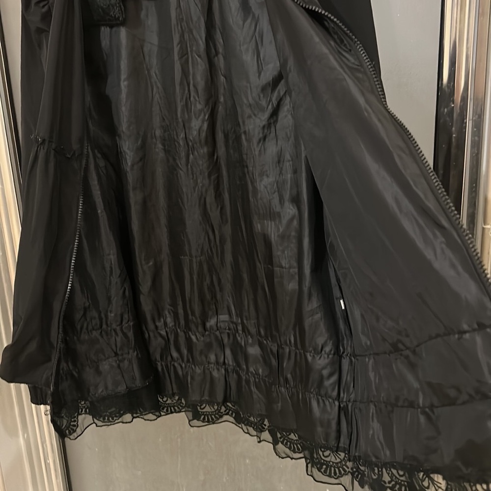Black jacket - Picture 10 of 16